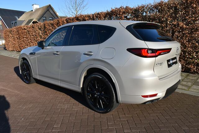 Mazda CX-60 2.5 e-SkyActiv PHEV HOMURA '23 FULL TREKH, PANO, NIEUWST!