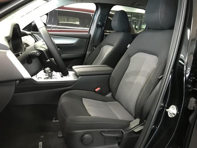 Mazda CX-60 Exclusive-line Business Edition Mazda CX-60 2.5L e-SKYACTIV PHEV 327 PK 8AT Exclusive-line Business Edition, Automaat, 20 inch LMV, 360 Camera, Bose, Elek. Achterklep, Apple Carplay, HUD