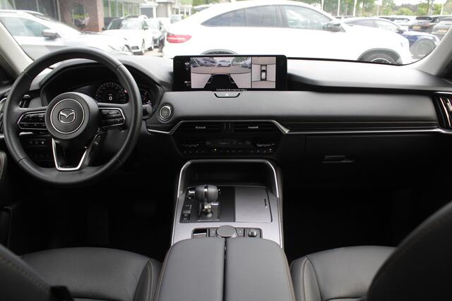 Mazda CX-60 2.5 e-SkyActiv PHEV Homura / SoH 95,8% / Trekhaak / Panoramadak / 360Camera / Head-up / Leder / Keyless / 20'' / Dodehoek / DAB / Navigatie / Stoelverwarming / ACC