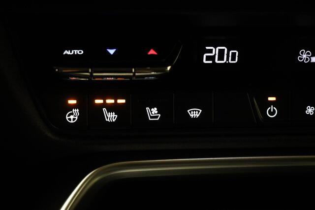 Mazda CX-60 2.5 e-SkyActiv PHEV Homura | SOH 93% | ACHTERBANKVERWARMING | STOELVENTILATIE | DRAADLOZE LADER | 360 CAMERA