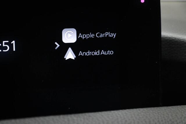 Mazda CX-60 2.5 e-SkyActiv PHEV Homura | SOH 93% | ACHTERBANKVERWARMING | STOELVENTILATIE | DRAADLOZE LADER | 360 CAMERA