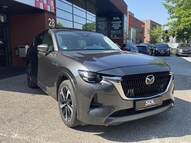 Mazda CX-60 2.5 e-SkyActiv PHEV Takumi FAB. GARANTIE TOT 13/10/2028 // SCHUIF-KANTELDAK // ELEK.KLEP // ADAPT. CRUISE // LEDER+GEHEUGEN STOELEN // STOELVERKOELING-VERWARMING //