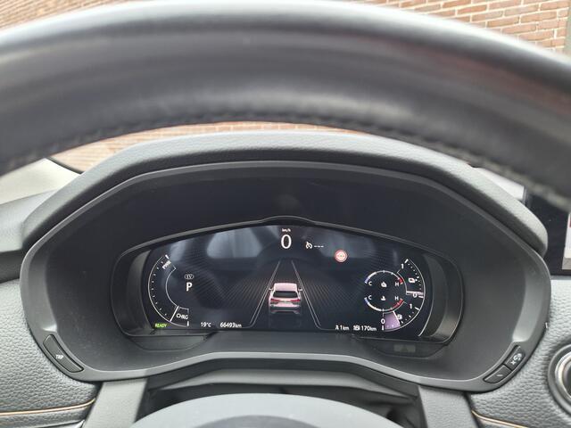 Mazda CX-60 2.5 e-SkyActiv PHEV Automaat Exclusive-Line APPLE CARPLAY / ANDROID | NAVI |ACHTERUITRIJCAMERA | 20 INCH LMV VOORZIEN VAN ALL-SEASON BANDEN LEDER INTERIEUR TREKHAAK |(TREKGEWICHT 2500 KG)