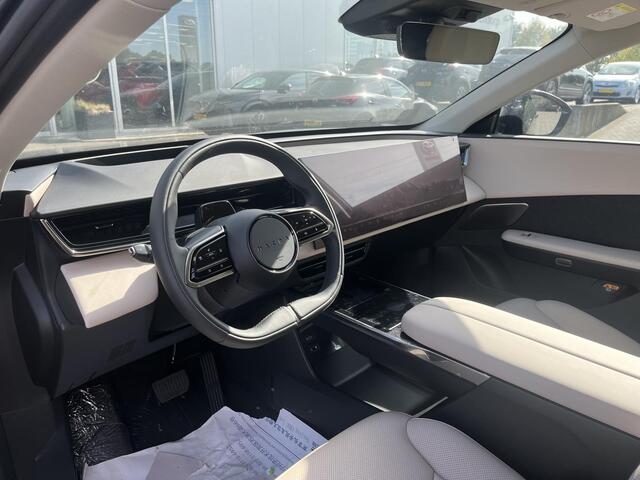 Mazda CX-6e Takumi 78 kWh | Warm beige interieur | Diverse modellen uit voorraad leverbaar |