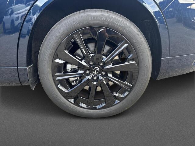 Mazda CX-80 2.5 e-SkyActiv PHEV Homura Plus 7-zitter Uitklapbare trekhaak | klasse III alarm | meest luxe uitvoering Nieuwprijs ¤76.000,-
