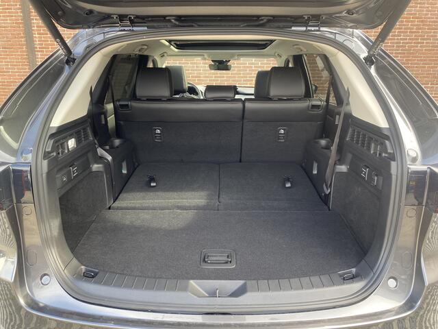 Mazda CX-80 2.5 e-SkyActiv PHEV Exclusive-Line | BLACK LINE EDITION | ¤ 6500,- VOORDEEL van ¤ 74.340,- voor ¤ 67.900,-