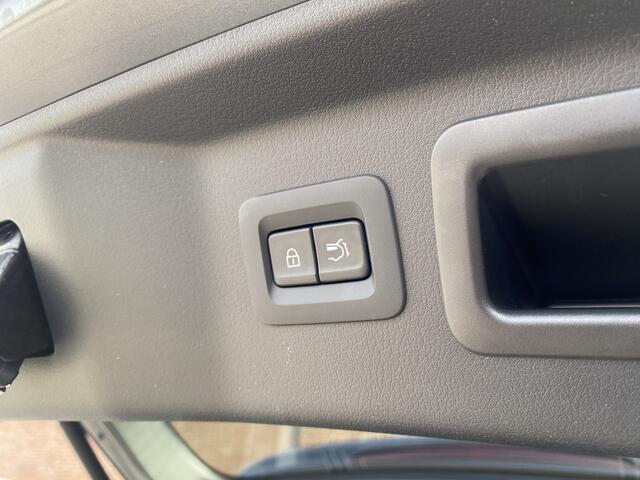 Mazda CX-80 2.5 e-SkyActiv PHEV Exclusive-Line | BLACK LINE EDITION | ¤ 6500,- VOORDEEL van ¤ 74.340,- voor ¤ 67.900,-