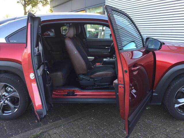 Mazda MX-30 e-SkyActiv 145 First Edition 36 kWh | Camera | Navi | Adpt. cruise |
