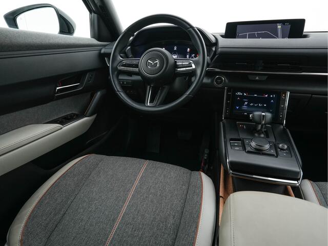 Mazda MX-30 e-SkyActiv 145 First Edition 36 kWh (INCL-BTW) *ADAPT.-CRUISE | HEAD-UP | FULL-LED | NAVI-FULLMAP | LEDER-MICROFIBRE | CCS-FASTLOADER | KEYLESS | BLIND-SPOT |CAMERA | DIGI-COCKPIT | MEMORY-PACK | SHIFT-PADDLES | ...