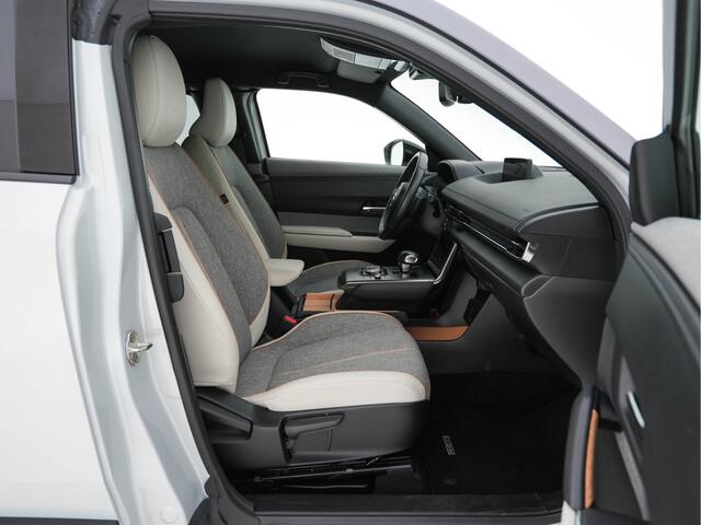 Mazda MX-30 e-SkyActiv 145 First Edition 36 kWh (INCL-BTW) *ADAPT.-CRUISE | HEAD-UP | FULL-LED | NAVI-FULLMAP | LEDER-MICROFIBRE | CCS-FASTLOADER | KEYLESS | BLIND-SPOT |CAMERA | DIGI-COCKPIT | MEMORY-PACK | SHIFT-PADDLES | ...
