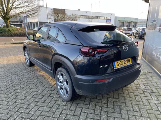 Mazda MX-30 e-SkyActiv EV 145 Exclusive-line , Automaat, Adap. Cruise, PDC, Camera, Stoelverwarming, Stuurverwarming, Navi, Airco, Apple Carplay, HUD, LMV 18 Inch