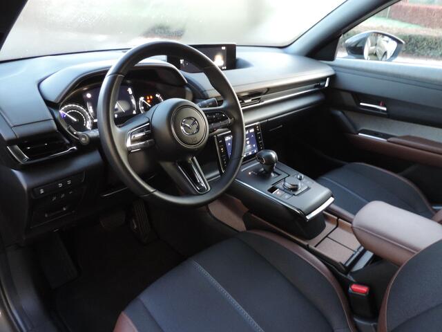 Mazda MX-30 E-Skyactiv 145 35.5 kWh Advantage - Adap | Hud | Matrix Led | CarPlay | PDC v+a | Camera | Nav