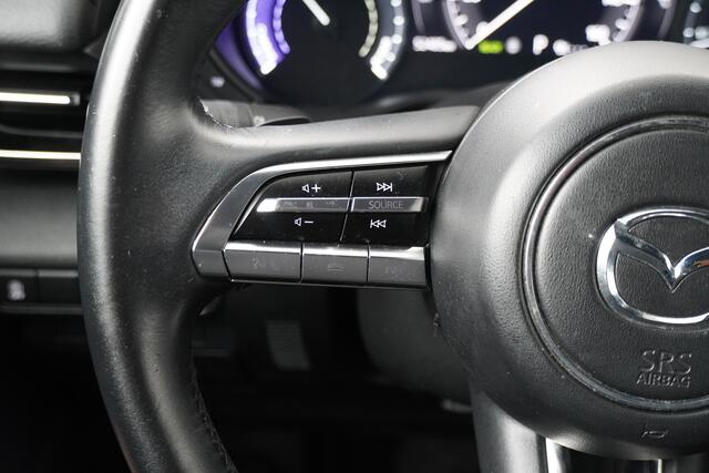 Mazda MX-30 BWJ 2020 e-SkyActiv 146 PK 145 First Edition 36 kWh APPLE CARPLAY / ANDROID AUTO / NAVI / CLIMA / CRUISE / DAB + / ELEKTRICE STOELEN / HEAD UP DISPLAY / STOELVERW. / CAMERA / HALF LEDER / LMV / PARKEERSENSOREN
