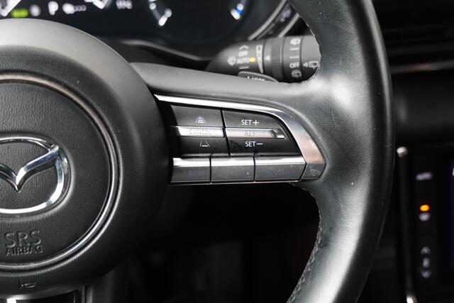 Mazda MX-30 BWJ 2020 e-SkyActiv 146 PK 145 First Edition 36 kWh APPLE CARPLAY / ANDROID AUTO / NAVI / CLIMA / CRUISE / DAB + / ELEKTRICE STOELEN / HEAD UP DISPLAY / STOELVERW. / CAMERA / HALF LEDER / LMV / PARKEERSENSOREN