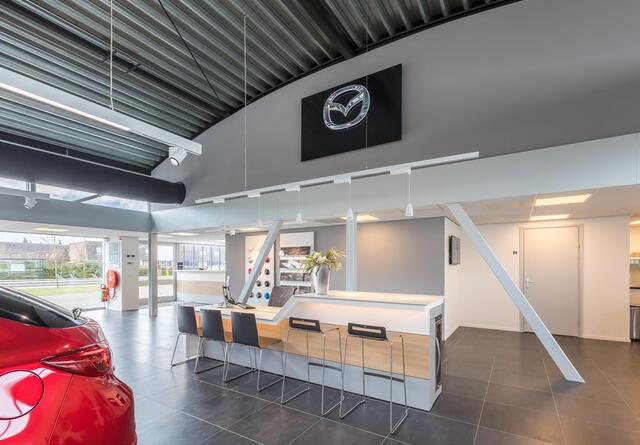 Mazda MX-30 e-SkyActiv R-EV 170 Advantage Industrial Nieuw met instapvoordeel & Direct uit voorraad te leveren!
