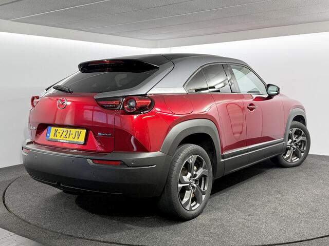 Mazda MX-30 e-SkyActiv 145 First Edition 36 kWh / Navigatie / Camera / NL auto / Dealer onderhouden
