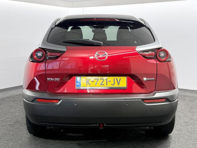 Mazda MX-30 e-SkyActiv 145 First Edition 36 kWh / Navigatie / Camera / NL auto / Dealer onderhouden