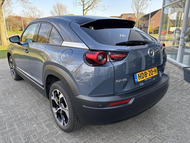 Mazda MX-30 e-SkyActiv R-EV 170 Advantage Apple Carplay/ Android Auto, Navigatie, Parkeerhulp V+A, Achteruitrij-camera, Cruise Controle Add., Bestuurderstoel Memory.