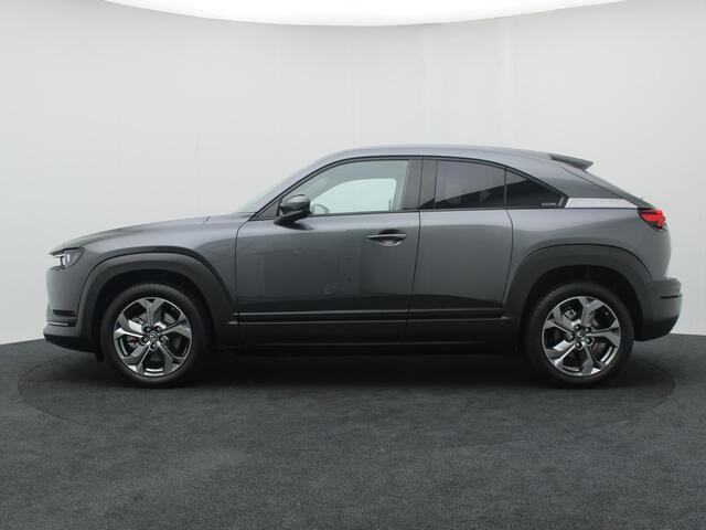 Mazda MX-30 e-SkyActiv EV Luxury : dealer onderhouden - 12% bijtelling tot 9-2026