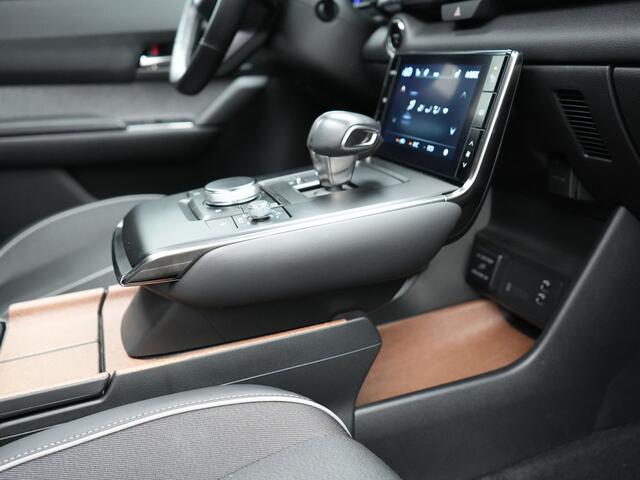Mazda MX-30 e-SkyActiv R-EV 170 Makoto Plug In Hybrid PHEV | Schuifdak | Adaptive Cruise | 360 Camera | Head Up | BOSE Sound | Keyless | Apple Carplay | Sportstoelen Verwarmd | 18 " L.M |