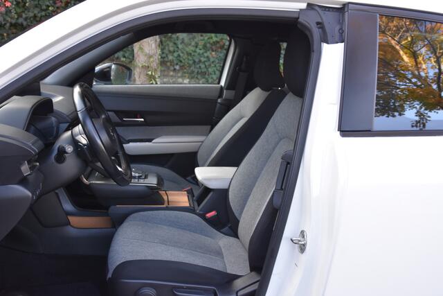 Mazda MX-30 e-SkyActiv 145 Comfort 36 kWh | CAMERA | NAVI