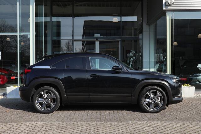 Mazda MX-30 e-SkyActiv 145 Luxury 36 kWh Camera / Schuif-kanteldak / Bose / Navi / Clima / Cruise