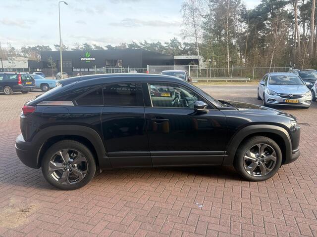 Mazda MX-30 e-SkyActiv 145 first edition 36 kWh