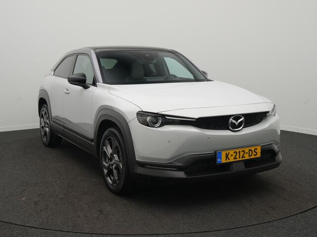 Mazda MX-30 e-SkyActiv 145 First Edition 36 kWh - SOH 92,4% - RIJKLAARPRIJS - Volledig Elektrisch! - All Seasonbanden - Achteruitrijcamera - Adaptive Cruise Control - Head-up Display