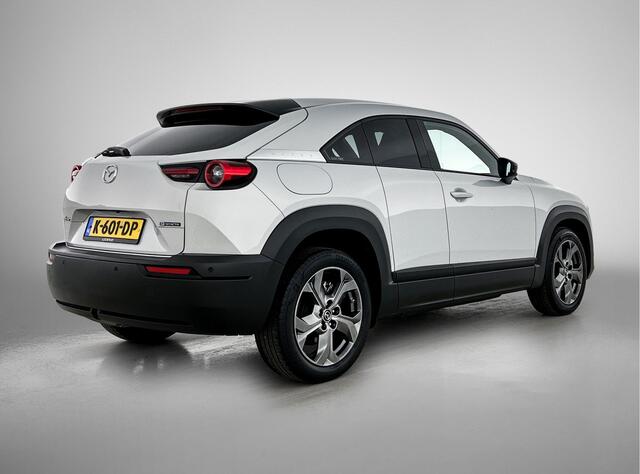 Mazda MX-30 e-SkyActiv 145 First Edition 36 kWh WLTP actieradius: ± 200 km Laadtijd AC van 20% tot 80% in 03:00 Laadtijd DC van 20% tot 80% in 00:36 WORDT VERWACHT Locatie Mazda RIJEN Adres: Parallelweg 49, 5121 LD Rijen