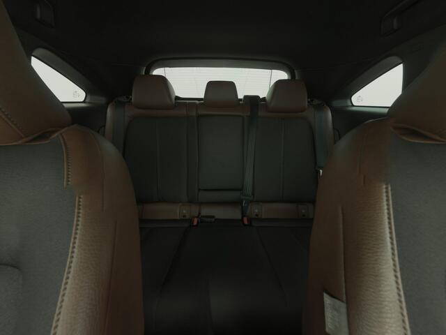 Mazda MX-30 e-SkyActiv 145 First Edition 36 kWh | CAMERA | ADAPTIVE | HUD | STOELVERWARMING