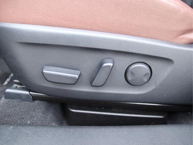 Mazda MX-30 e-SkyActiv 145 First Ed. 36 kWh 96% Stoelvw, HUD, Camera, Carplay, FULL LED Prijspakker!