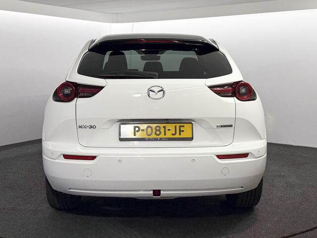 Mazda MX-30 e-SkyActiv Comfort + / 100% Electrisch / Voll. historie / Luxe uitv. / Carplay / Keyless Entry