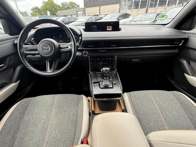 Mazda MX-30 e-SkyActiv 145 First Edition 36 kWh | 92,7% SOH | Navigatie | Climate Control | Cruise Control | Lichtmetalen velgen 18" | Apple Carplay/Android Auto
