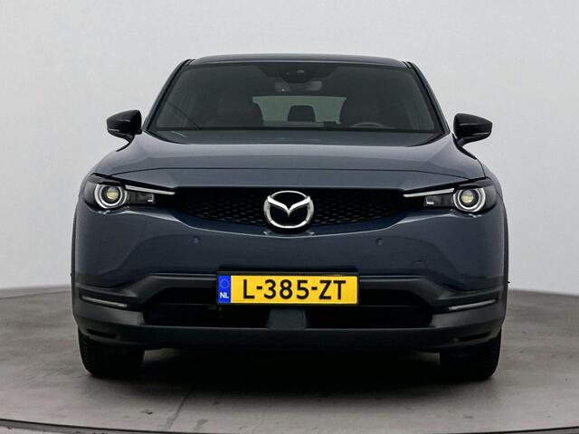 Mazda MX-30 e-SkyActiv 145 Comfort 36 kWh | Dodehoek detectie | Achteruitrij camera | Navigatie | Elektrische stoelen | Adaptieve cruise control |