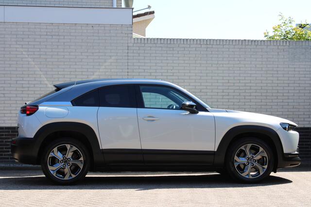 Mazda MX-30 e-SkyActiv 145 Luxury 36 kWh | Panoramadak | Full Options | Memory | Head-Up