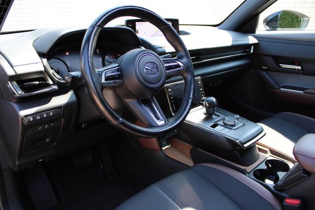 Mazda MX-30 e-SkyActiv 145 Luxury 36 kWh | Panoramadak | Full Options | Memory | Head-Up
