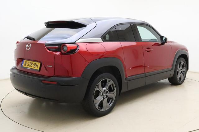 Mazda MX-30 e-SkyActiv 145 First Edition 36 kWh | SOH 93.44% | Achteruitrijcamera | Keyless start | Extra getint glas | Stoelverwarming | Adaptive cruise control