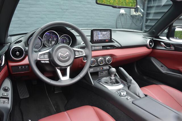 Mazda MX-5 1.5 SkyActiv-G 132 Signature