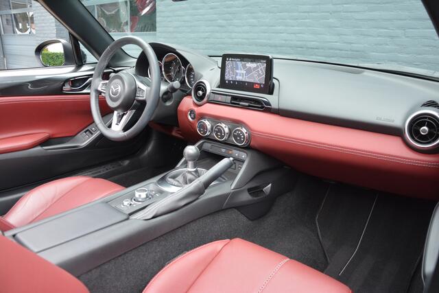 Mazda MX-5 1.5 SkyActiv-G 132 Signature