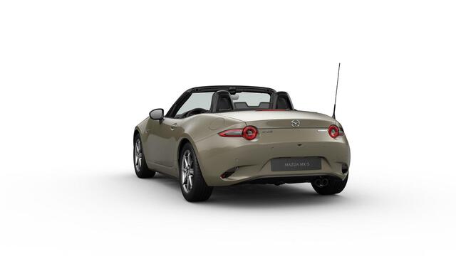 Mazda MX-5 Roadster Skyactiv-G 132 6MT Exclusive-Line | 16-inch lichtmetalen velgen in Black Metallic (Skyactiv-G 132) | 16-inch lichtmetalen velgen in Bright Dark (Skyactiv-G 132) | 17-inch lichtmetalen velgen in Machining (Skyactiv-G 184)