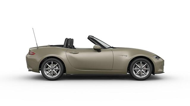 Mazda MX-5 Roadster Skyactiv-G 132 6MT Exclusive-Line | 16-inch lichtmetalen velgen in Black Metallic (Skyactiv-G 132) | 16-inch lichtmetalen velgen in Bright Dark (Skyactiv-G 132) | 17-inch lichtmetalen velgen in Machining (Skyactiv-G 184)