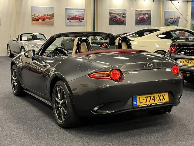 Mazda MX-5 ND Roadster 2.0 SkyActiv-G 160PK Sakura Limited Bose Leder PDC Apple CarPlay