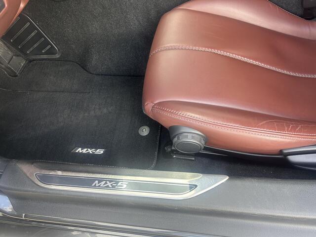 Mazda MX-5 RF 1.5 SkyActiv-G 131 GT-M