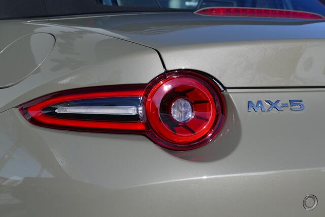 Mazda MX-5 1.5 SkyActiv-G 132 Exclusive-Line | ¤7.214,- Voordeel | Unieke Kleur | Camera | RIJKLAARPRIJS!