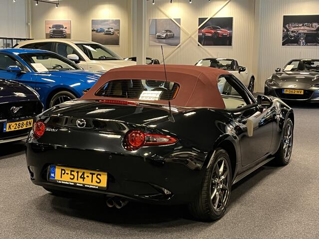 Mazda MX-5 ND Roadster 1.5 SkyActiv-G 131PK Sakura Limited Bose Leder PDC