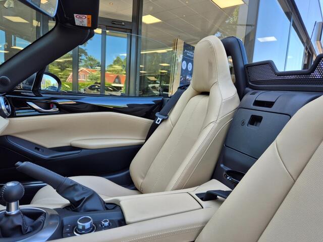 Mazda MX-5 SKYACTIV -G 1.5 132 6MT RWD KAZARI / Demo