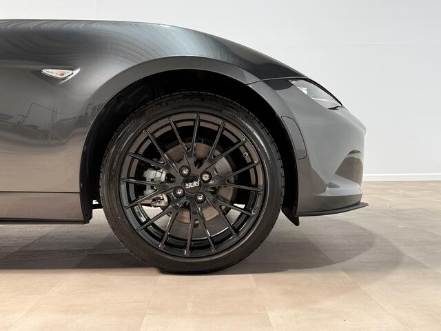 Mazda MX-5 RF 2.0 SkyActiv-G 184 Signature Automaat | NL auto | volledig dealeronderhouden