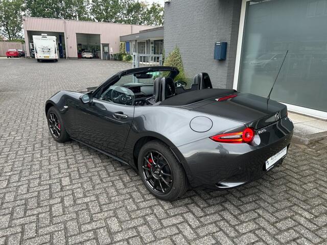 Mazda MX-5 ROADSTER SKYACTIV-G136PK HOMURA - UITVOERING