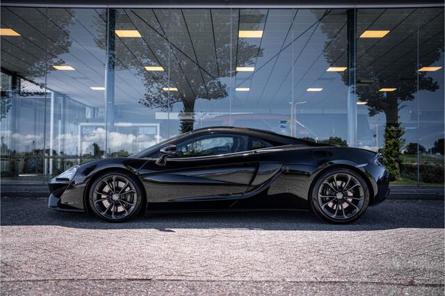 Mclaren 540C **Nose Lift ** Sportuitlaat ** Carbon ** Bowers & Wilkins ** **DEALER ONDERHOUDEN**