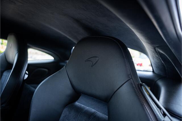 Mclaren 540C **Nose Lift ** Sportuitlaat ** Carbon ** Bowers & Wilkins ** **DEALER ONDERHOUDEN**